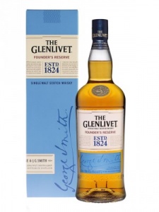 Виски Гленливет Фаундер'с Резерв в подарочной коробке 0,7 л