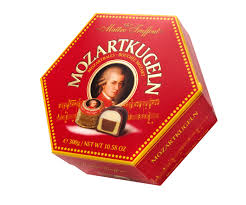 Конфеты Моцарт марципан в шоколаде в коробке 300 г
