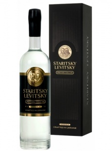 Водка Старицкий и Левицкий Приват Селлар 0,75л в подарочной корбке