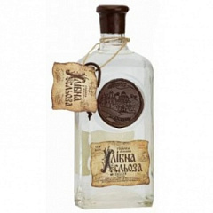 Водка Хлебная Слеза 0,5л