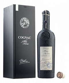 Коньяк Леро Миллезим 1977 Фэн Буа в деревянной подарочной упаковке 0,7 л